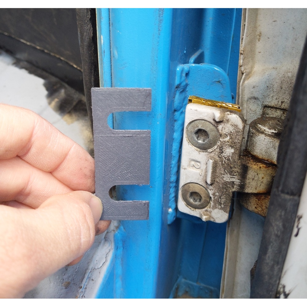 Volkswagen Bus Ön Kapı Ayar Pulu (Shim) görsel 2