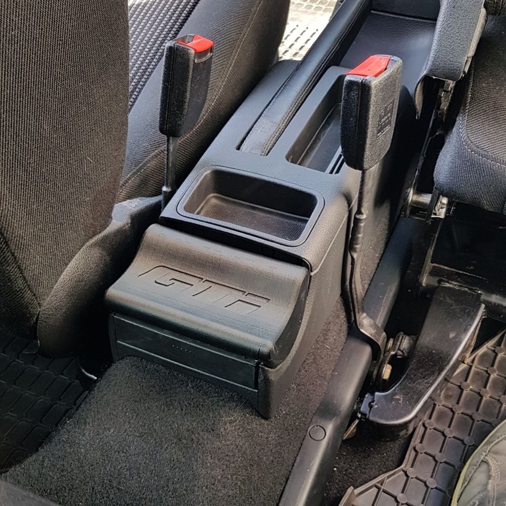 Volkswagen Golf IV Arka Küllük