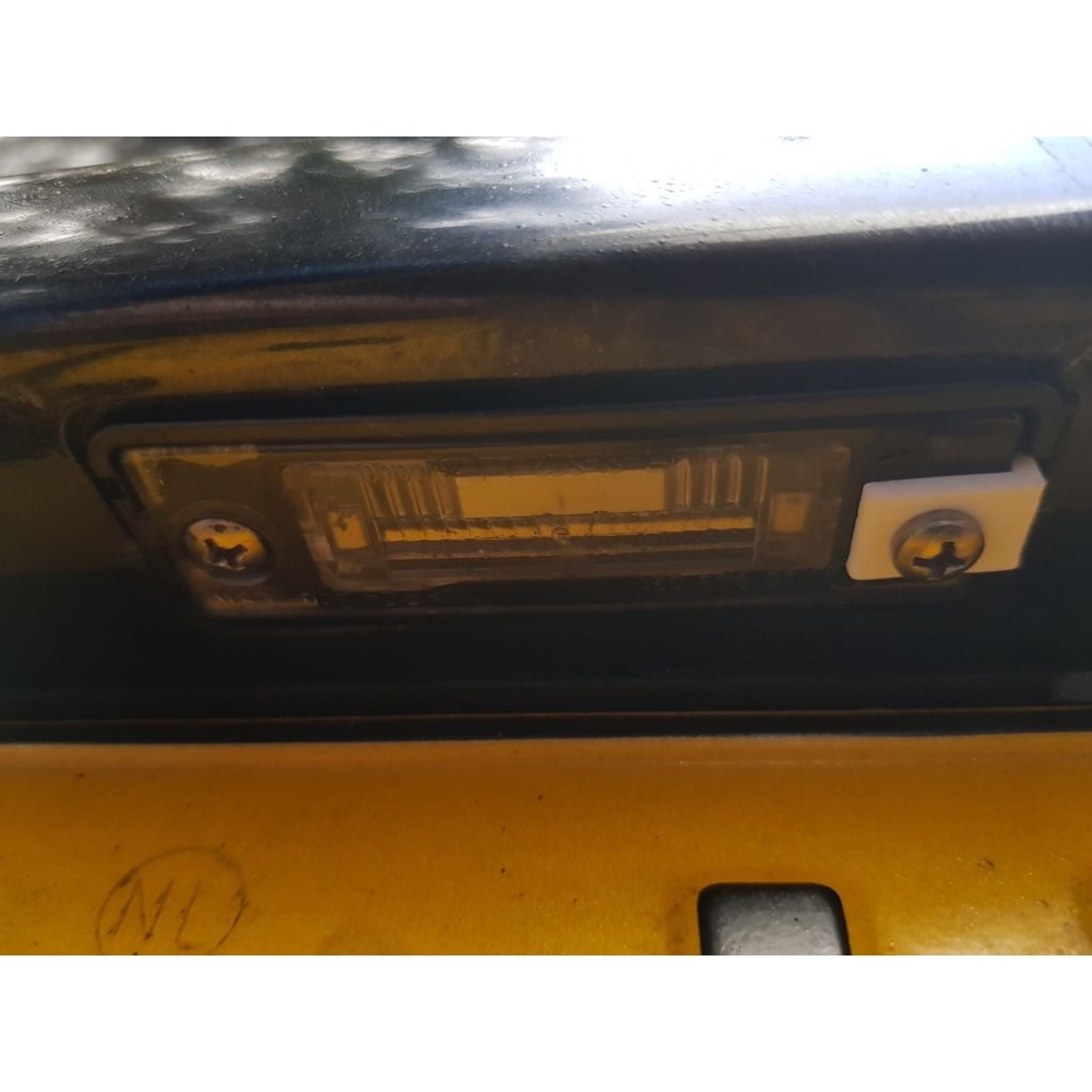 Volkswagen Golf MK4 Plaka Aydınlatma Tamir Parçası görsel 2