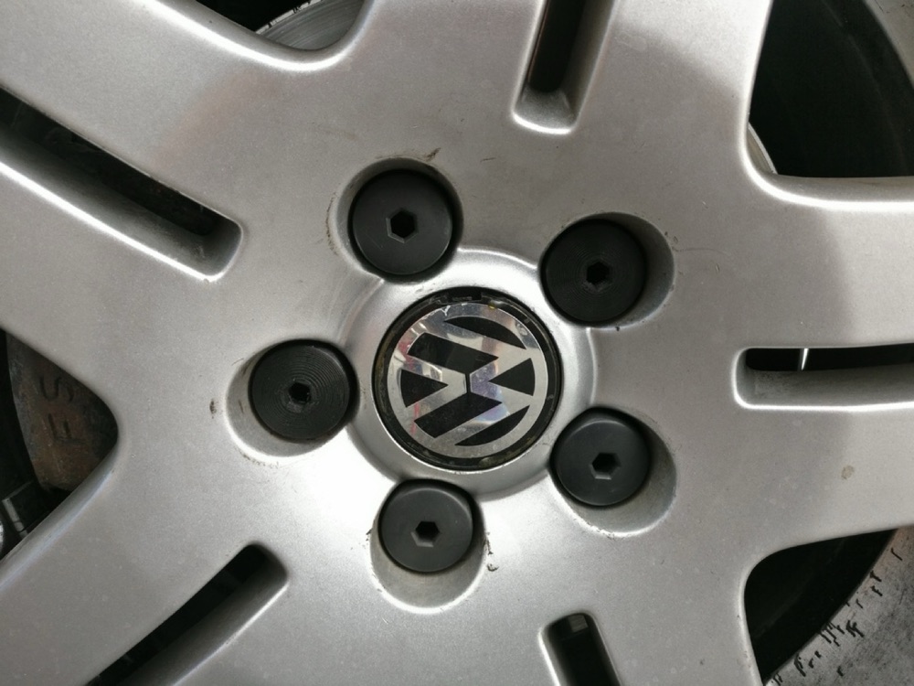 VW Golf, Touran, Polo Uyumlu Bijon Saplama Kapağı