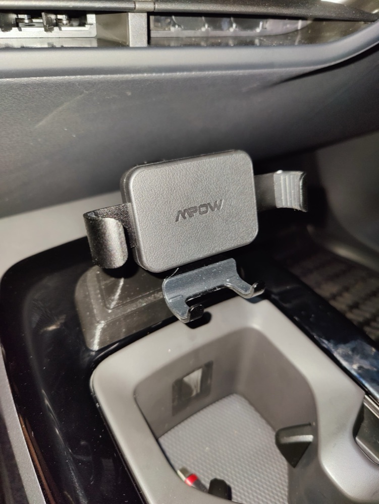 VW ID.4 Kart Yuvası Uyumlu Telefon Tutucu Aparatı görsel 2