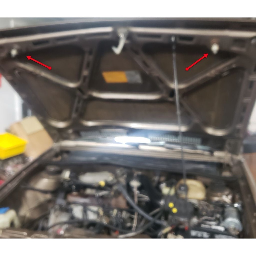 Volkswagen MK1 / MK2 Kaput Kilit Burçları görsel 2
