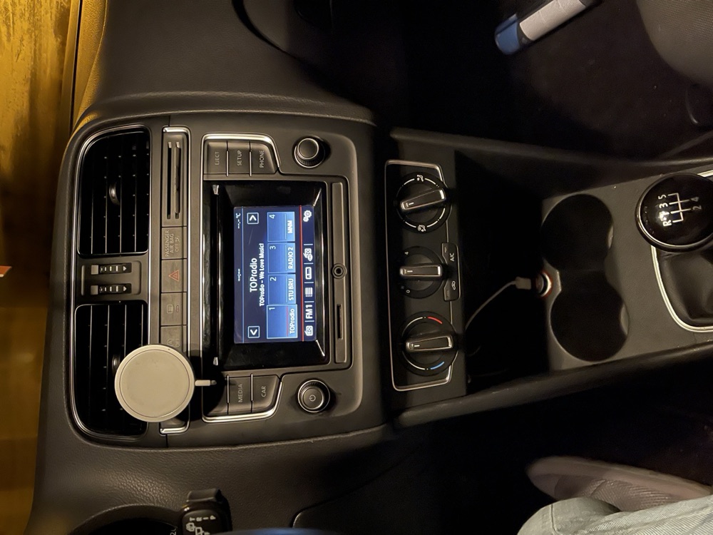 VW Polo 6R/6C Boş Tuş Yuvası Uyumlu MagSafe Telefon Tutucu Aparatı