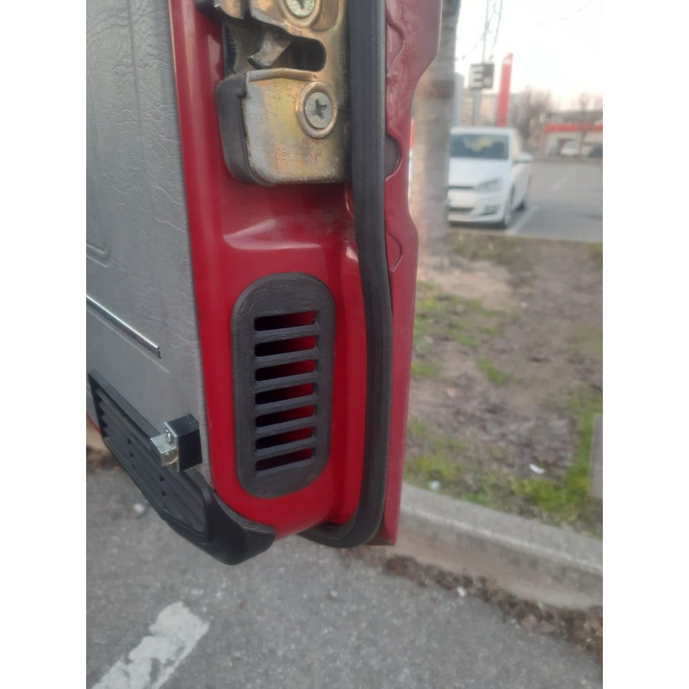 Volkswagen T3 Vanagon Kapı Kapağı görsel 2