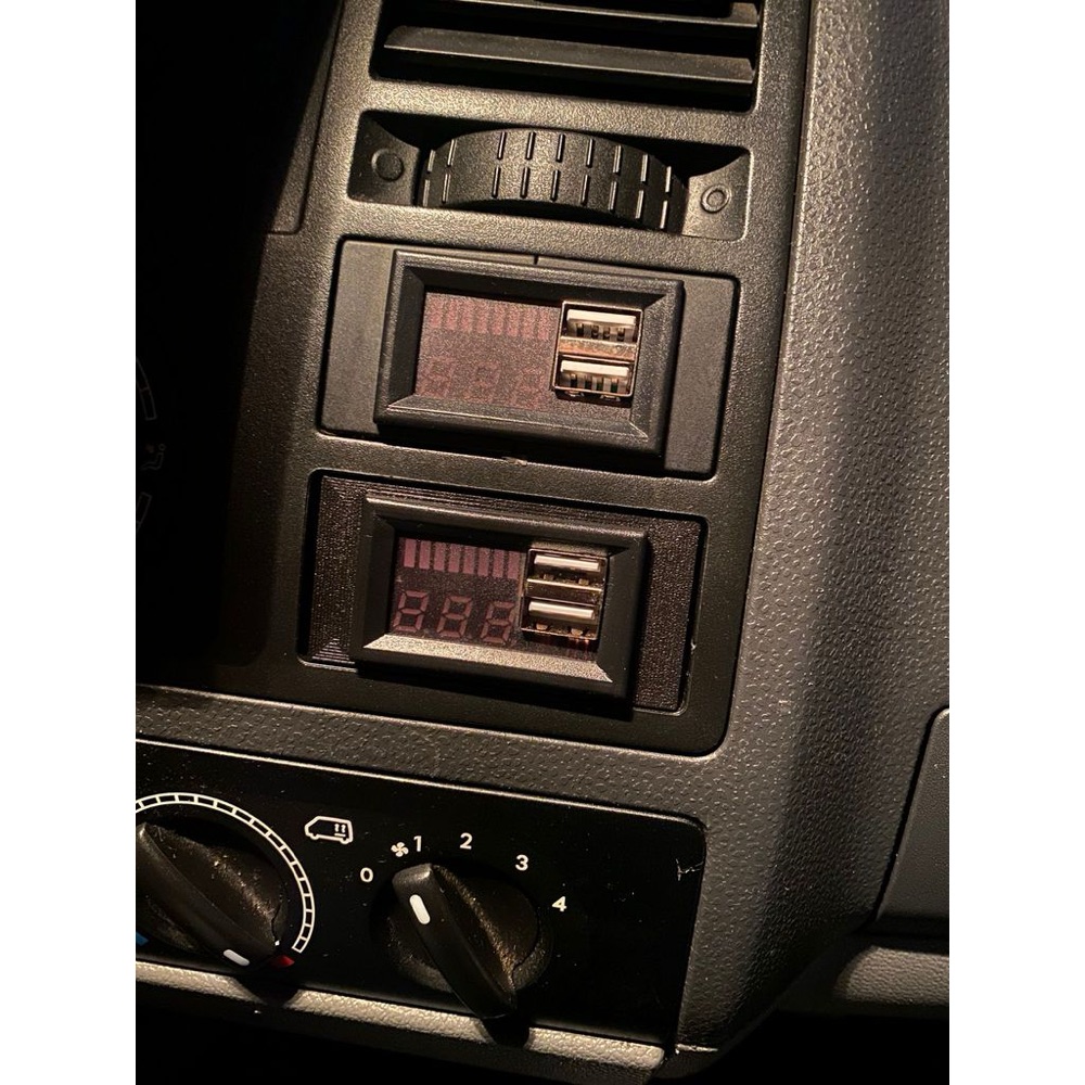 Volkswagen Transporter T5 Çift Torpido Üst Panel görsel 2