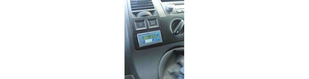 Volkswagen T5 Voltmetre / Gösterge Tutucu