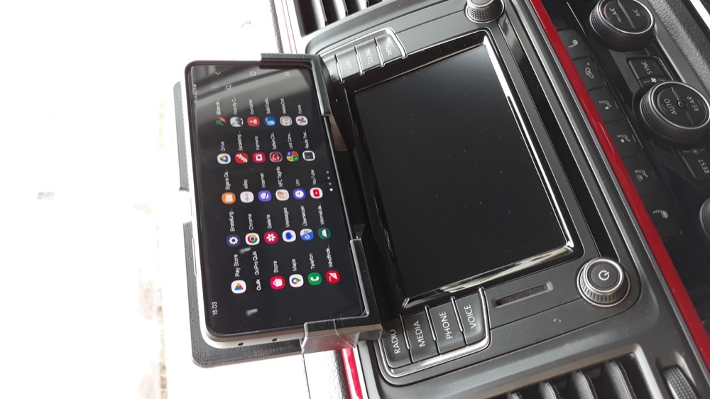 VW T6 Telefon Tutucu Aparat
