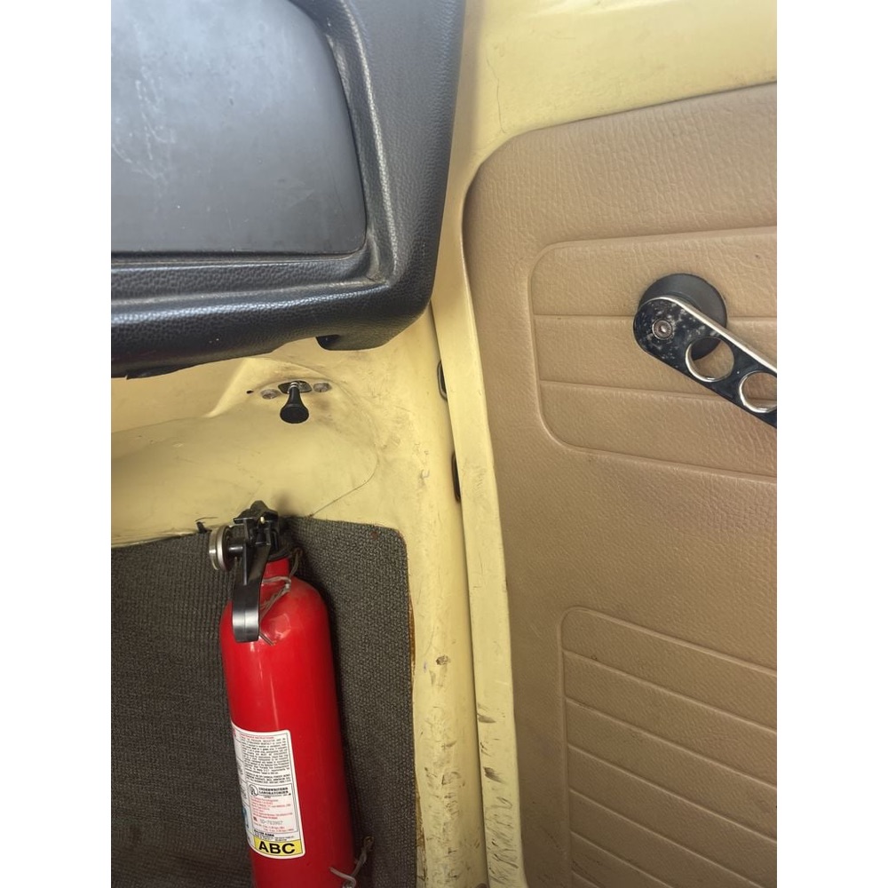 Volkswagen Yakıt Kapağı Makara / Menteşe Parçası görsel 2