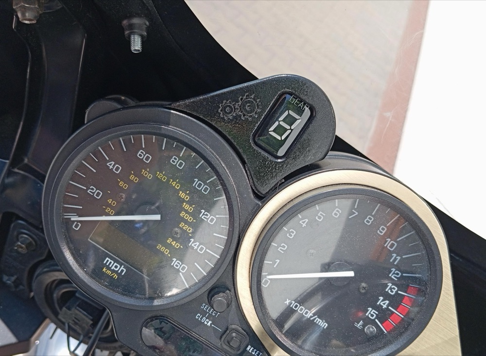 Yamaha FZS 600 Fazer Vites Göstergesi Kapağı