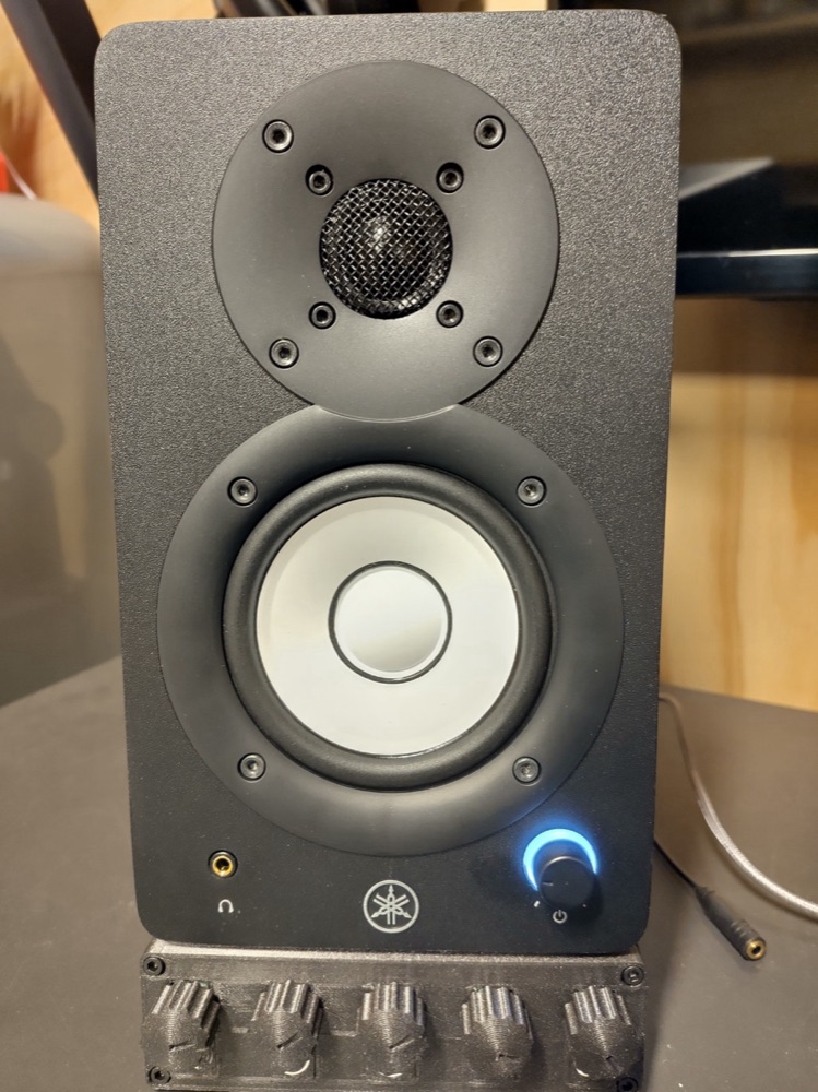 Yamaha HS3 için Deej kontrol ünitesi görsel 2