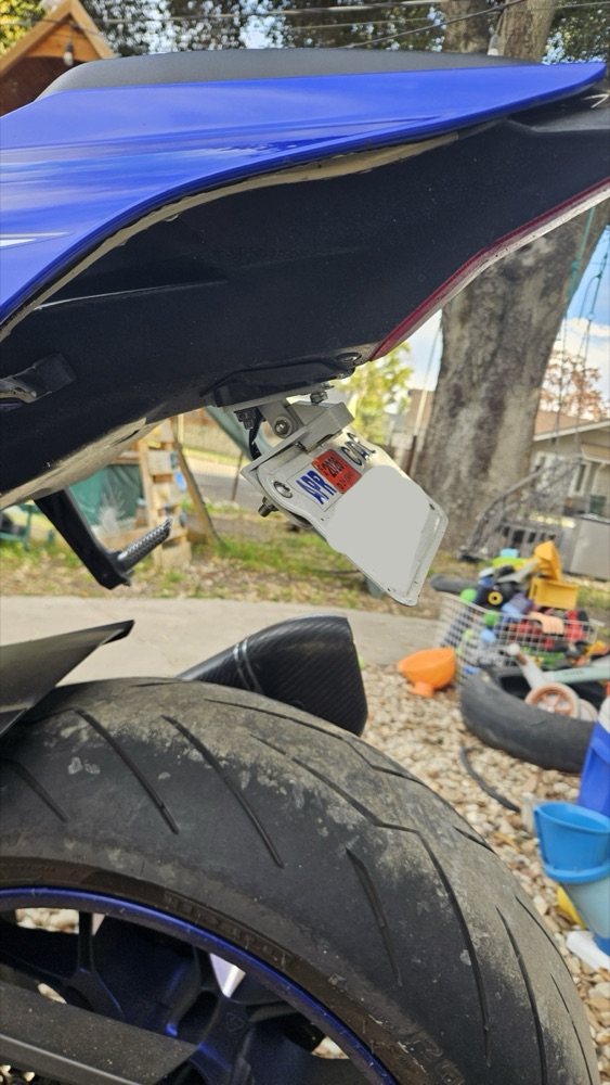 Yamaha R1 Arka Plaka Taşıyıcı