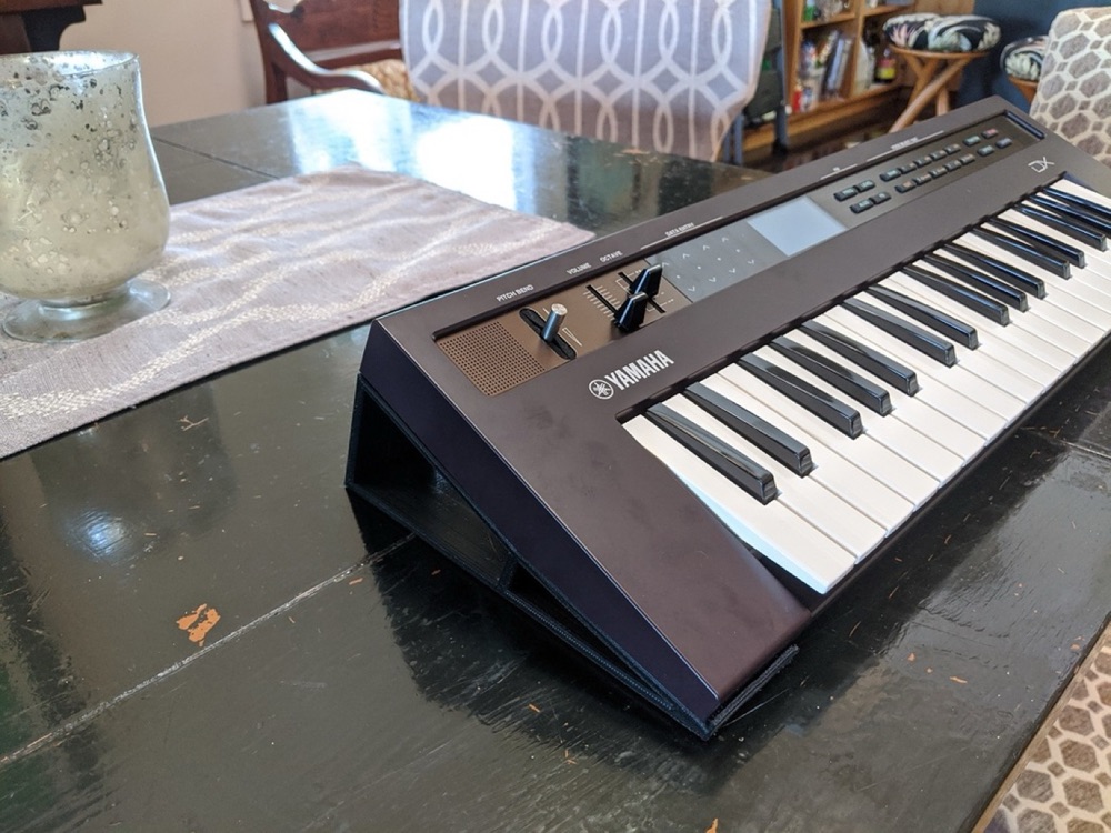 Yamaha Reface Synthesizer Standı