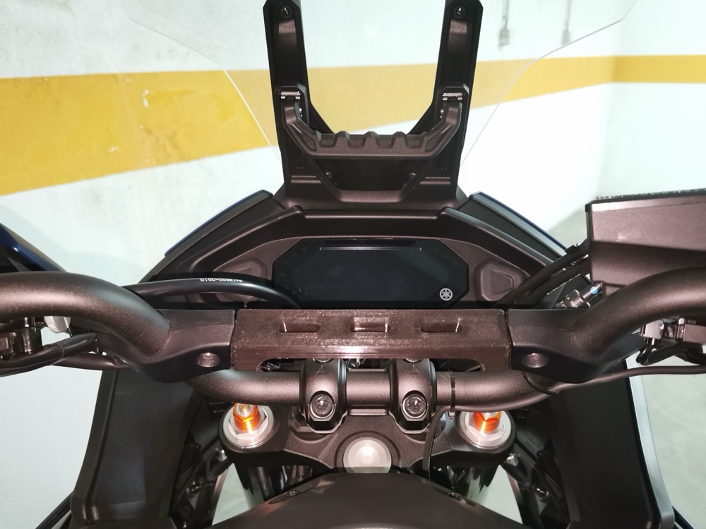Yamaha Tracer 7/700 orta gidon aparatı