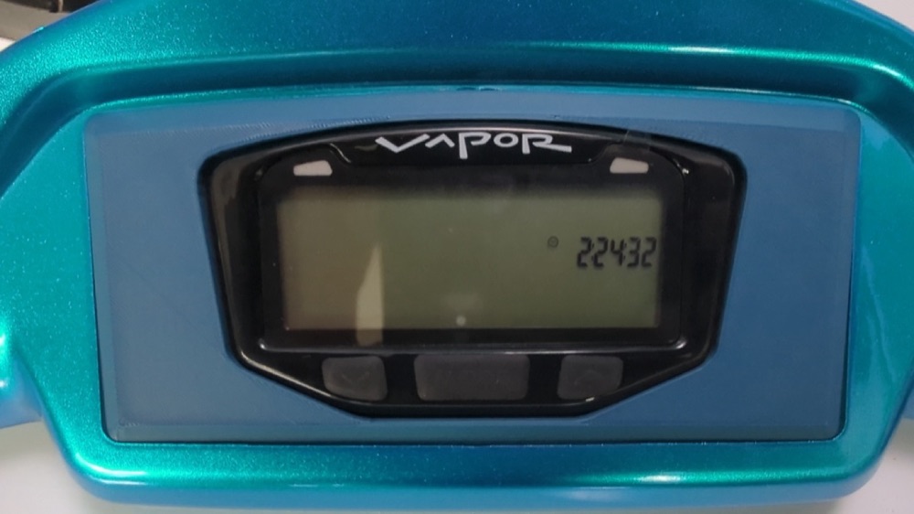 Yamaha Zuma Prebug için Trail Tech Vapor göstergesi montaj aparatı görsel 3
